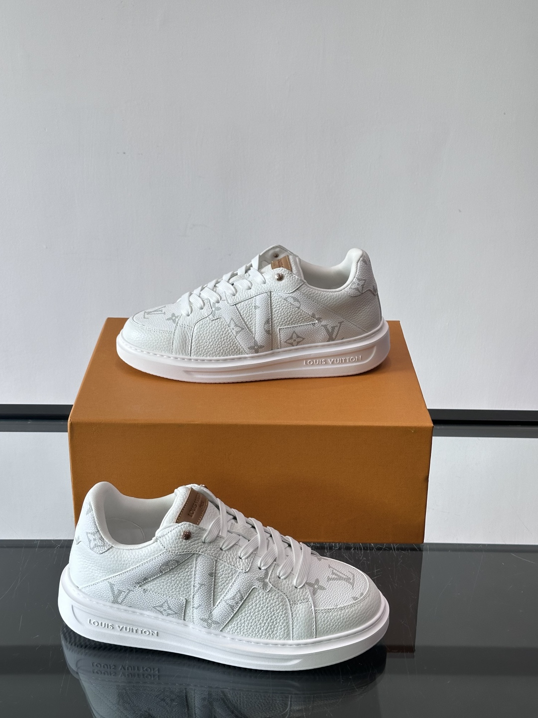 LV